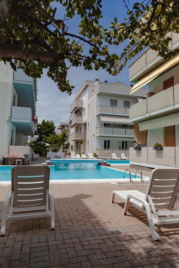 ألبا أدرياتيكا Holiday Club Residence المظهر الخارجي الصورة