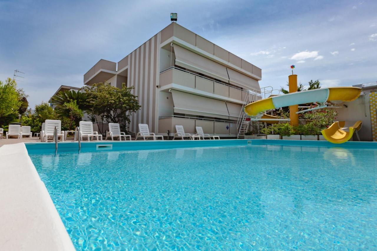 ألبا أدرياتيكا Holiday Club Residence المظهر الخارجي الصورة