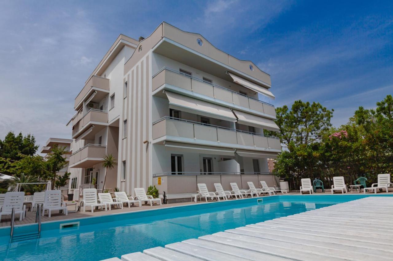 ألبا أدرياتيكا Holiday Club Residence المظهر الخارجي الصورة