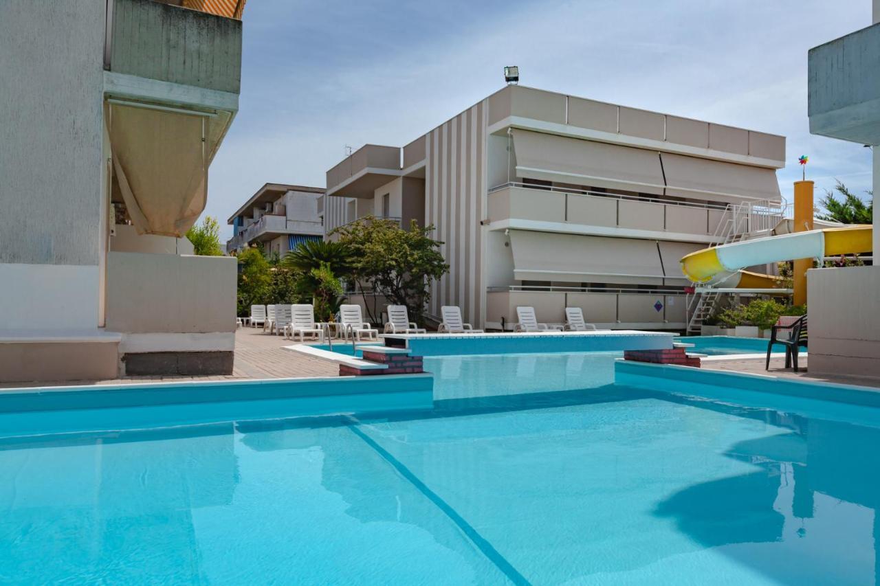 ألبا أدرياتيكا Holiday Club Residence المظهر الخارجي الصورة