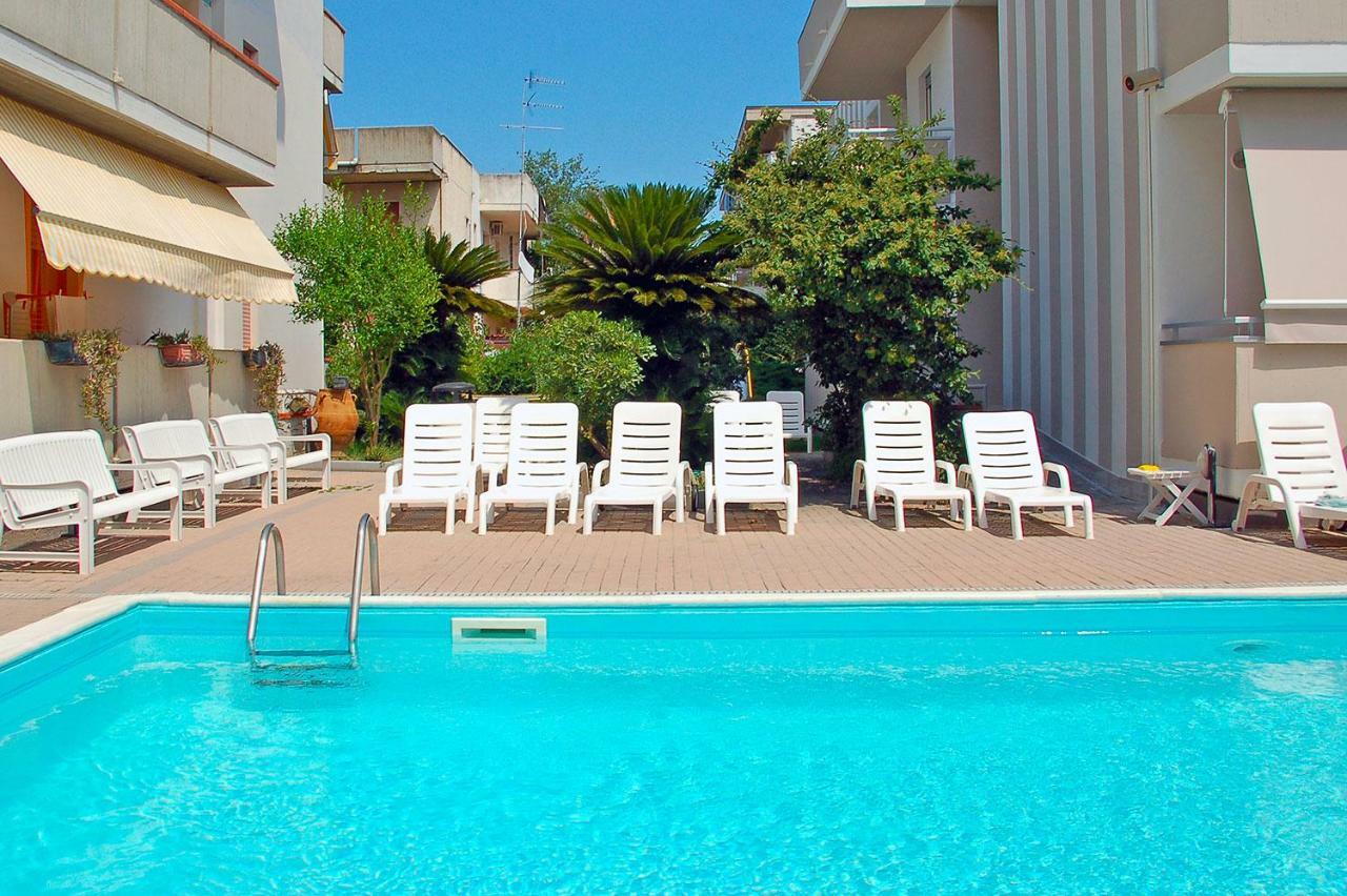 ألبا أدرياتيكا Holiday Club Residence المظهر الخارجي الصورة
